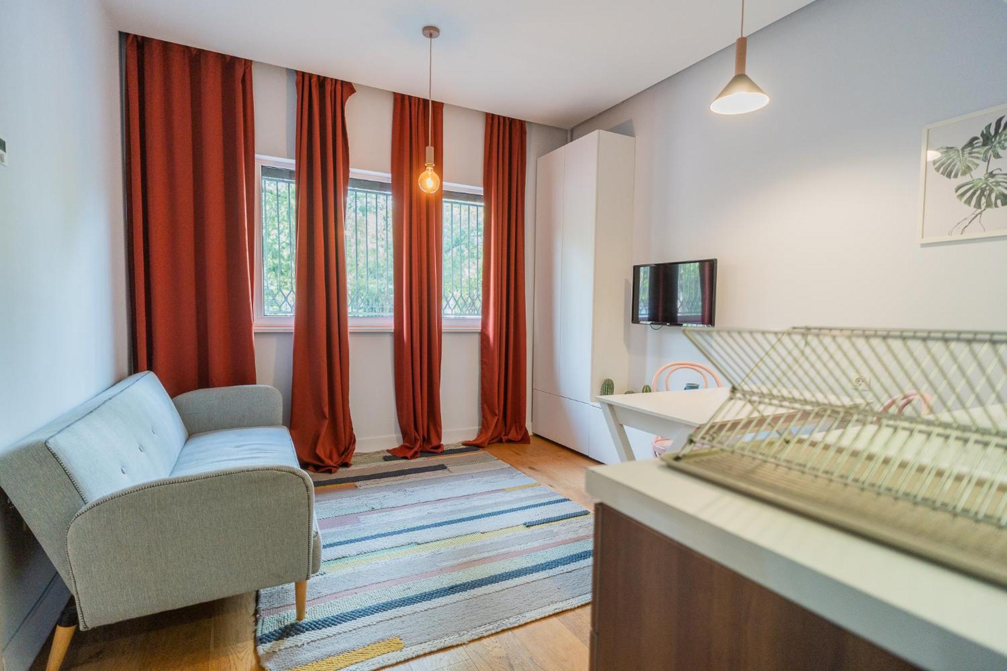 Boutique Cismigiu - High-end & Location Apartament